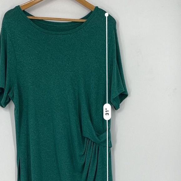 Ava & Viv Green Side-Gathered Top | Size XL | Casual & Flattering Fit | 1-111 - Picture 10 of 11
